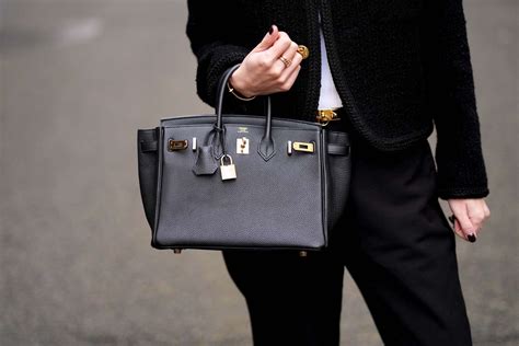 birkin bag prix|how to carry birkin bags.